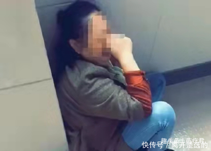 女子背部肩部总是有血印，以为是内衣勒得，检查结果承受不住