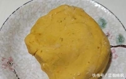 自从学会早餐，连吃三天还不够，全家人都喜欢，一袋面粉见底了