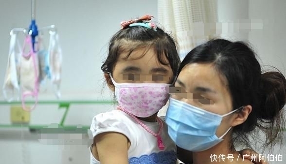 孩子|亲妈连打了两天麻将,2岁女儿竟小便疼痛难忍,一直哭闹不止