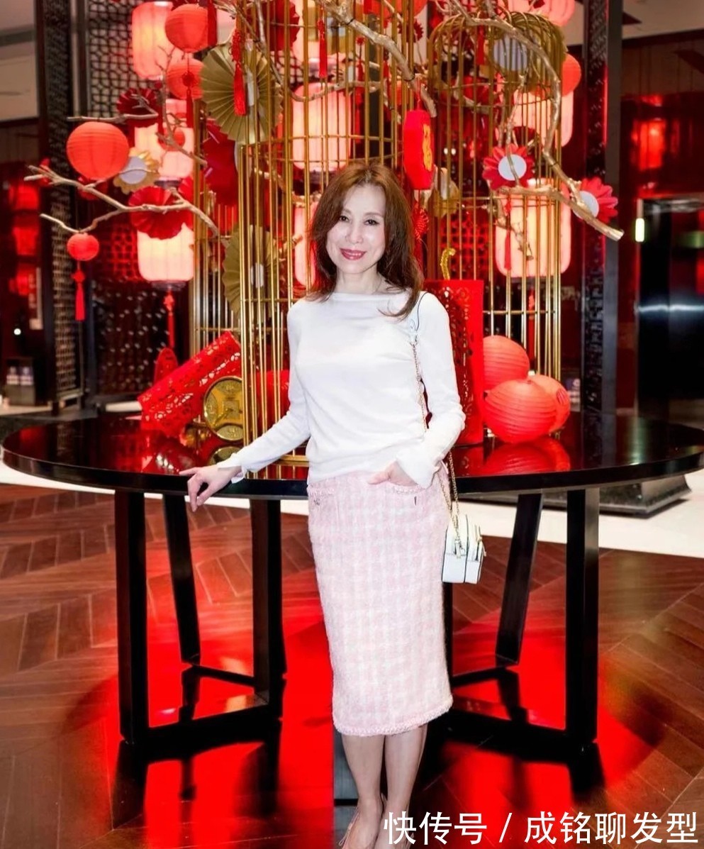 东方女性|被这些65岁的奶奶圈粉，样貌平平身材一般，却能穿出别样的优雅感