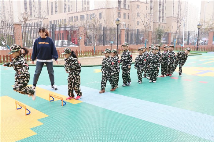 幼教集团$历城区幼教集团华山园举行“红色运动会”