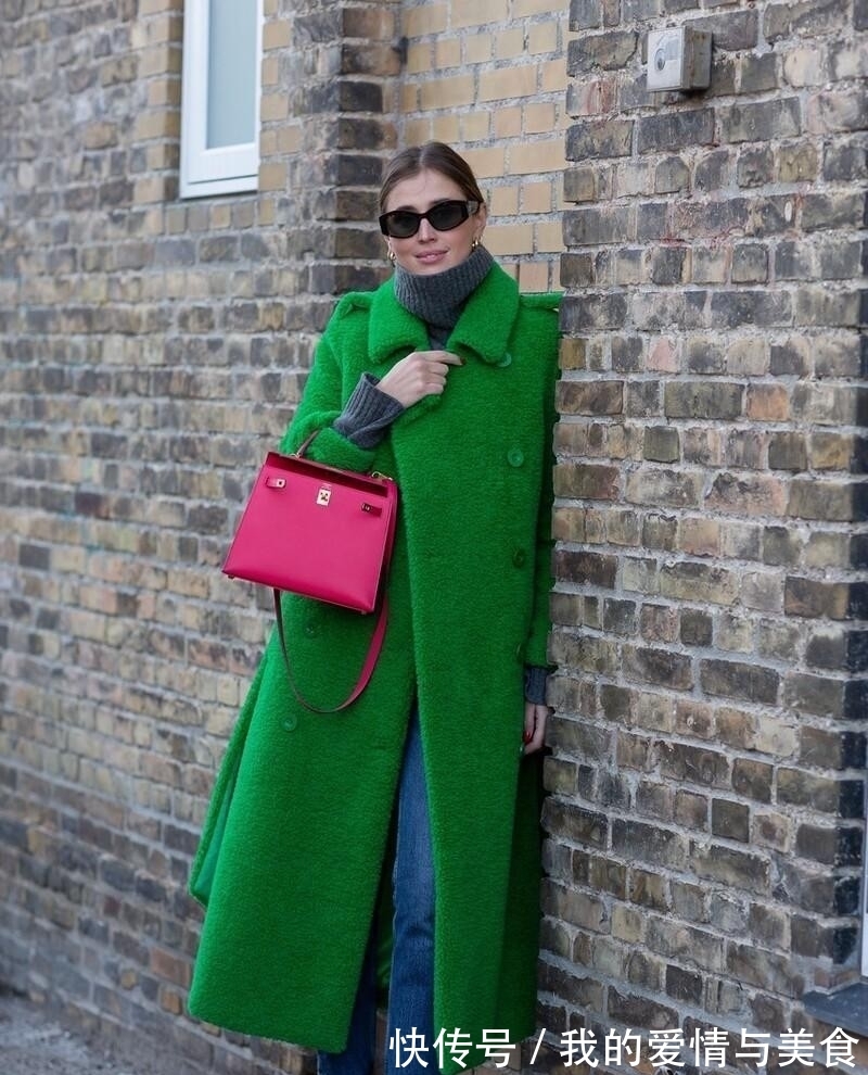 时髦 今年绿色才是最火流行色,时髦好搭还吸睛,比红色更显气质
