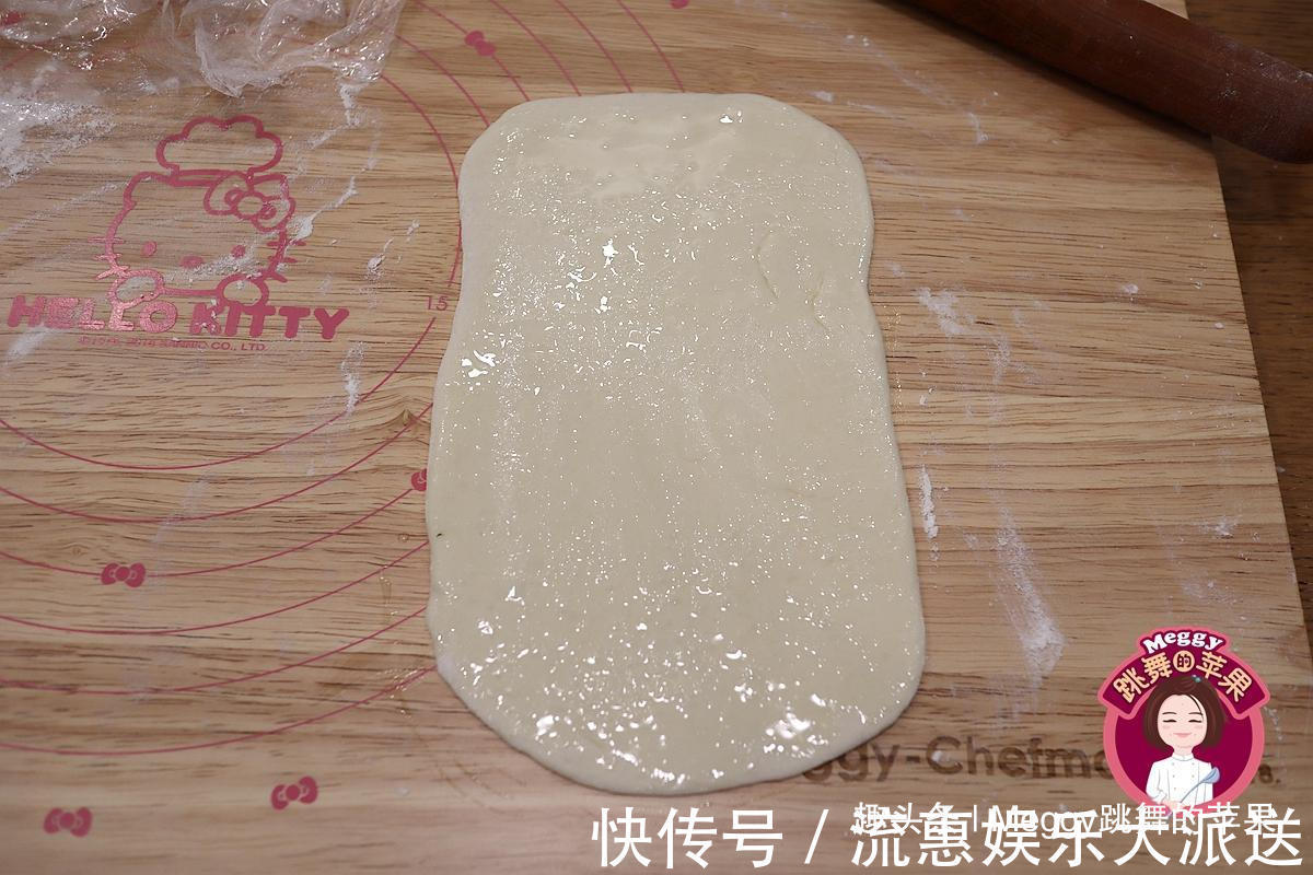 酵母|教你做个绣球花卷,又白又嫩又暄软,发面多加一料,面团高又白