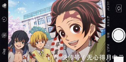 炭治郎|《鬼灭之刃》角色拍毕业照,我妻善逸乖巧可爱,伊之助被谁打了