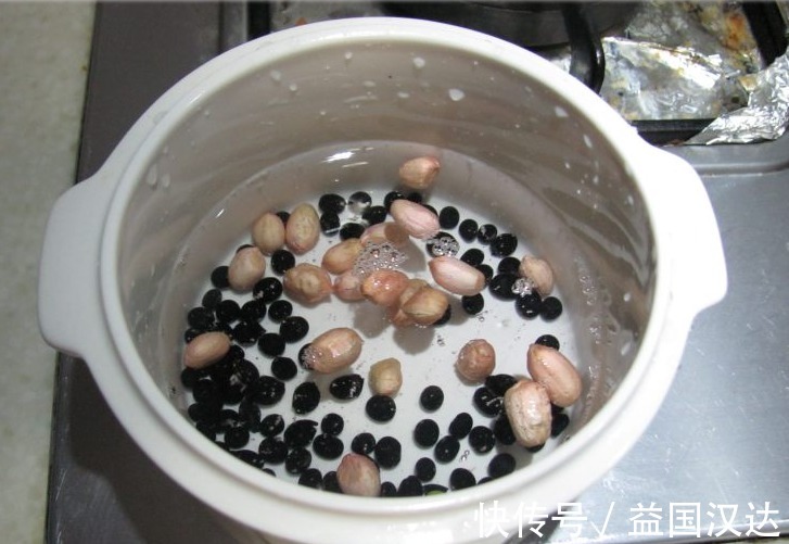 催乳|宝妈的下奶神汤,多喝还不胖,奶水哗哗流效果显著