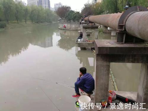 野河钓鲫,钓位这样选,渔获之多,一盆装不下