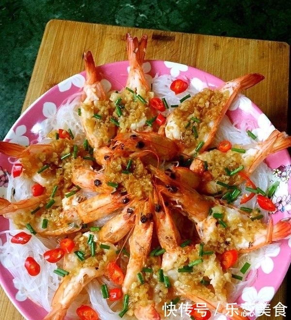 这样炒出的下饭菜,清香美味,堪称大厨的手艺哦!