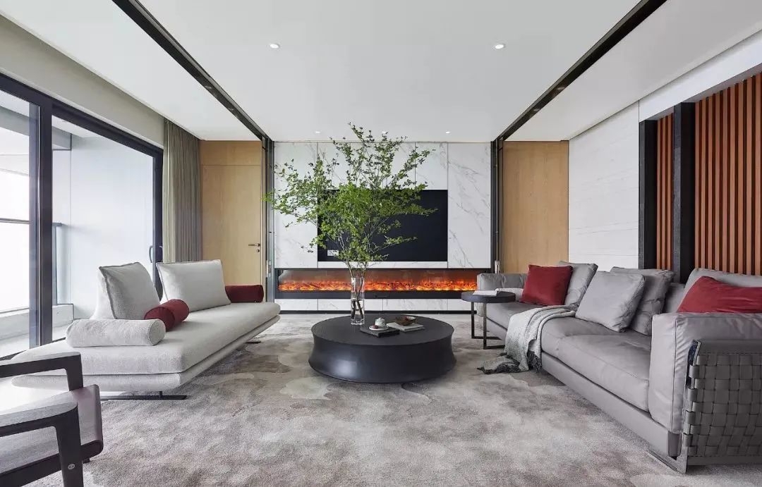 书桌|380㎡现代，返璞归真、朴素从容，这样的设计令人很轻松