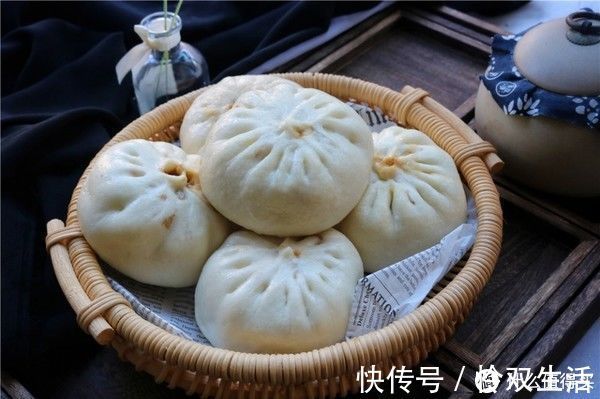 走遍市场,最便宜的菜就是它,做包子鲜美至极,一顿吃三个