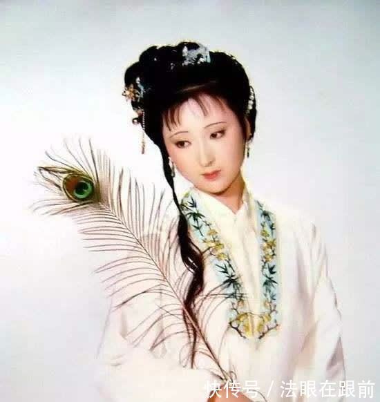 李纨$87《红楼梦》和新《红楼梦》十二钗颜值对比,最惨烈的是她俩