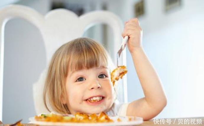 刷牙|儿子被同学嘲笑“嘴太臭”,带去医院检查后,取出的东西很恶心