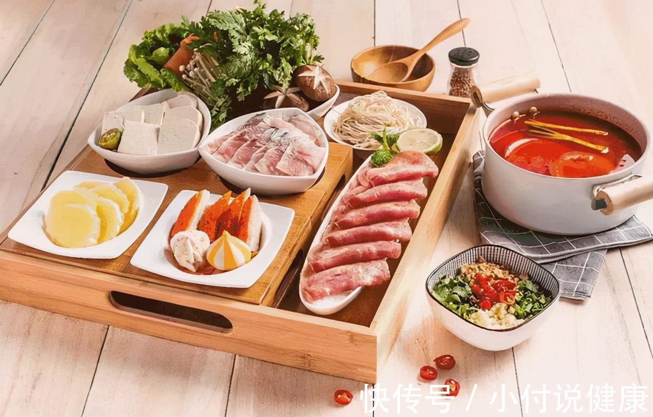 热水泡脚|失眠是因为缺乏维生素？经常失眠的人，建议适当补充这2种维生素