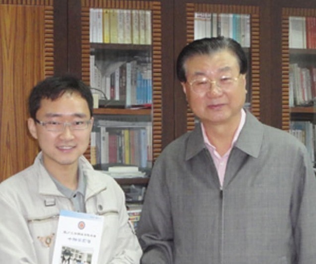 古文!他用甲骨文写高考作文,得6分却被985大学录取,如今怎样了