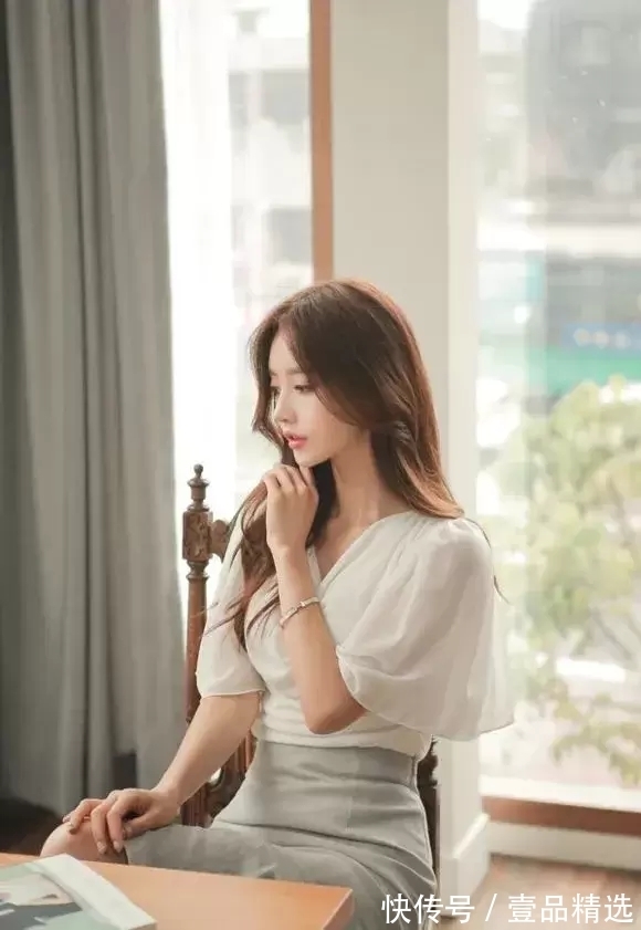 纱帘|女神孙允珠高清时尚搭配:雅典风格梨花纱帘白皙雪纺衫