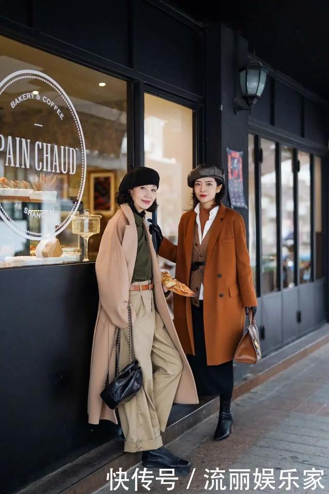 比三木妈妈还优雅的51岁博主,不戴帽子和腰带,极简穿搭照样高级