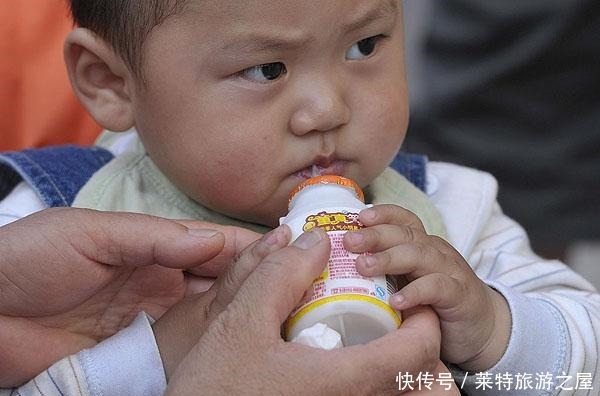 父母|这3种“假牛奶”已被列入黑名单,没营养还费钱,很多父母还不知