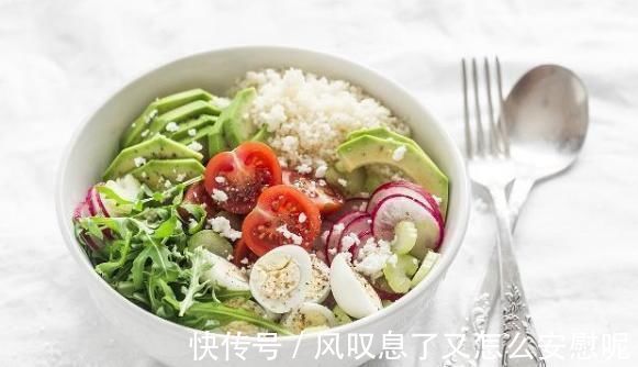 血糖|不想血糖坐“过山车”，糖尿病患者的晚餐就该此样吃，早知早受益