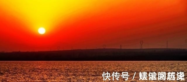 潮平系缆@陆游最清高的一首词,开篇8字惊艳世人,最后一句满满的言不由衷