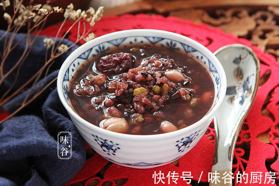 腊八节|明日腊八节,年味渐浓,记得喝这粥,香滑软糯滋补,驱寒保暖好过冬