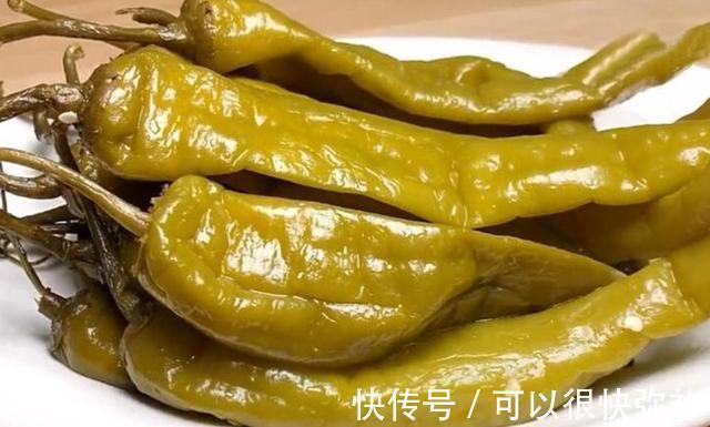 婆婆教我腌辣椒,不用水,不用油,酸辣爽口,2天就能吃