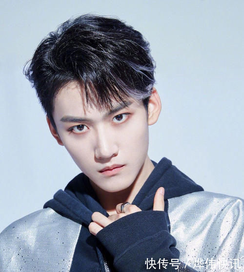 中心位|創造營：成團夜剩一天，不爭不搶的力丸成第一，曾經C位卻掉至12