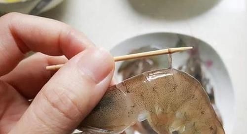 虾头里面是“精华”还是“脏东西”?能吃吗?看完涨知识了