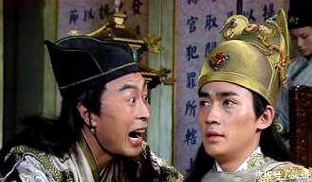 太监|同样都是宫中之人,为何皇帝更喜欢太监伺候,而宫女则不行呢!