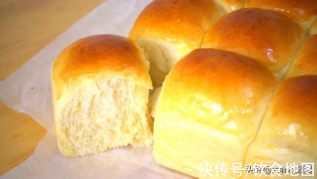 如何做出柔软的老面包？方子给你，无器械，纯手工制作