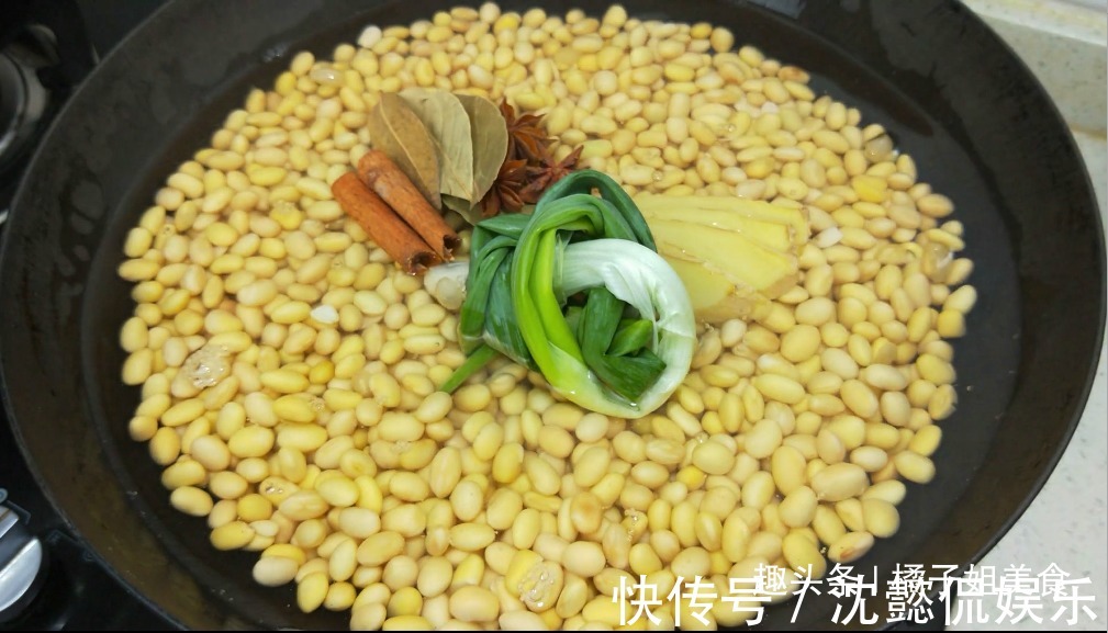 我家“黄豆酱”从来不买,1斤黄豆3斤辣椒,教你秘制最好吃的酱豆
