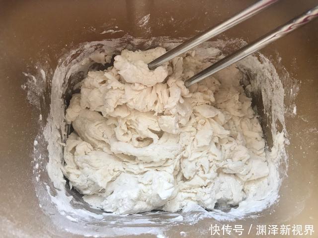  就可以|教你在家自制豆沙饼，做法和包子差不多，皮脆里香糯