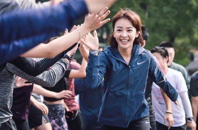 孩子|那个生完娃从27岁变“80岁”的宝妈,如今怎样了?网友:幸福就好