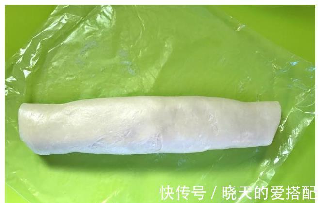 红薯新吃法，做成快手早餐饼，奶香十足，咬一口酥掉渣，真过瘾