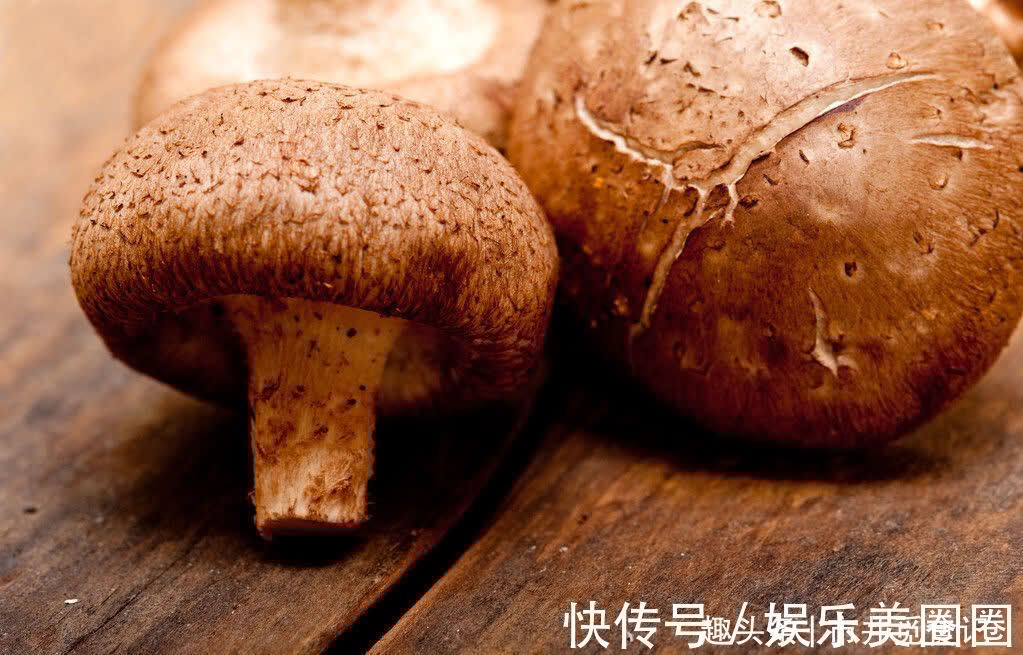 裂纹|买香菇，不是越大越好，记住“3买3不买”，香菇香味浓郁又新鲜