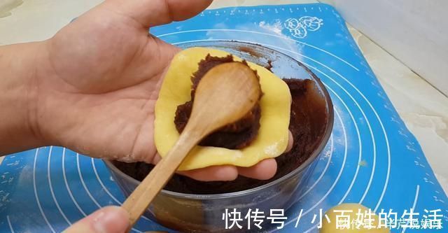 面粉这样做太香了，不用烤不油炸，比吃面包还香，一次8个不够吃