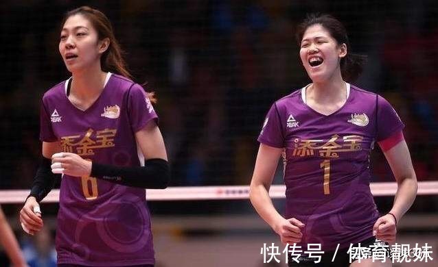 完婚|27岁前女排国手夺冠后载誉归来，老公是2米高男排国手，国庆完婚