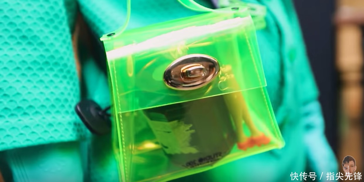 100块把土鳖宅男变鲜肉超模,英国俩沙雕小哥把时尚圈玩坏了