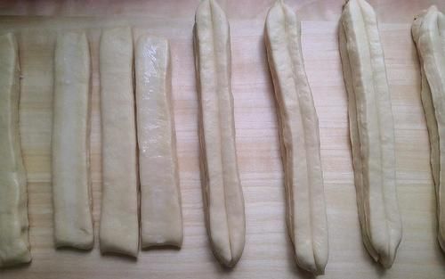 想在家做油条，就教你油条店的独家配方，保证炸出来好吃还有韧劲