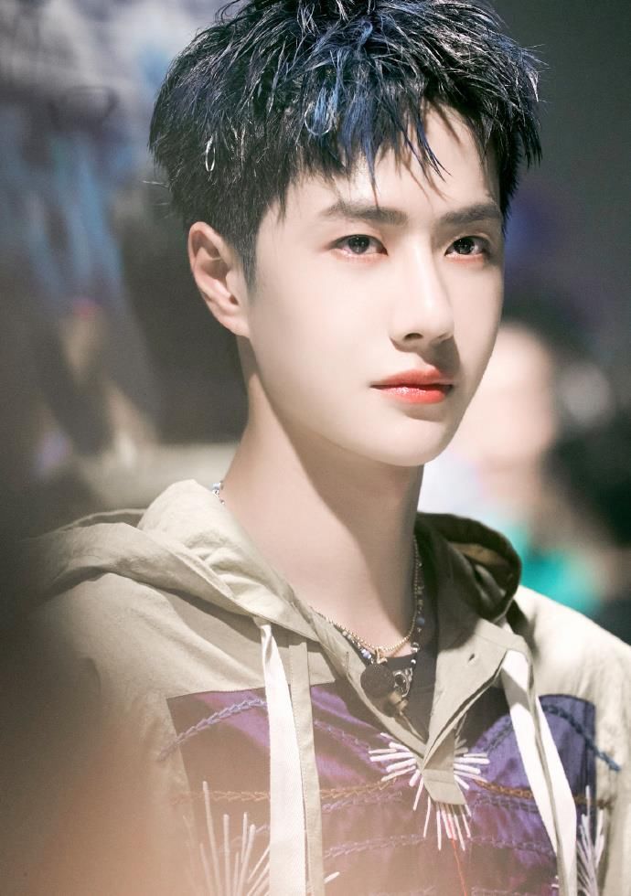 王一博的一是第一的一,这么多个一是真没想到,酷盖就是做得到!