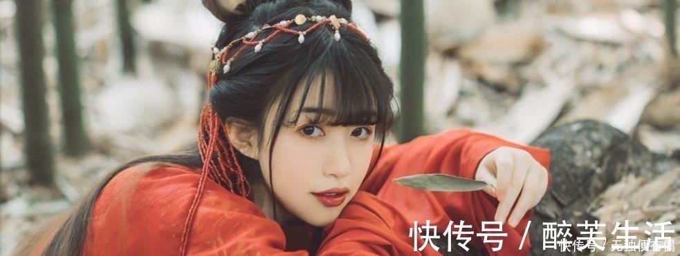 对联#少女上联“铁锤打铁铲,铁打铁”,樵夫对出精彩下联,少女佩服!