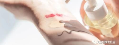 为什么有些不化妆的人，也要每天卸妆？