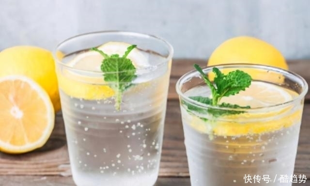 面部ps？有了它，痘印花脸都救活了，保湿度更无可挑剔