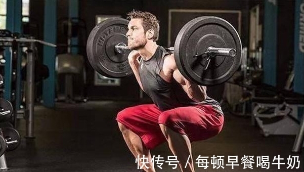 股四头肌|健身不可忽略练腿，5个动作刺激腿部肌肉，帮你提高下肢力量！