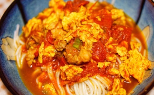 西红柿鸡蛋打卤面,外婆煮的味道,超开胃