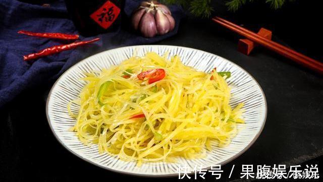 炒土豆丝,泡水喝焯水都不对,应该这么做,土豆丝爽脆利口不粘锅