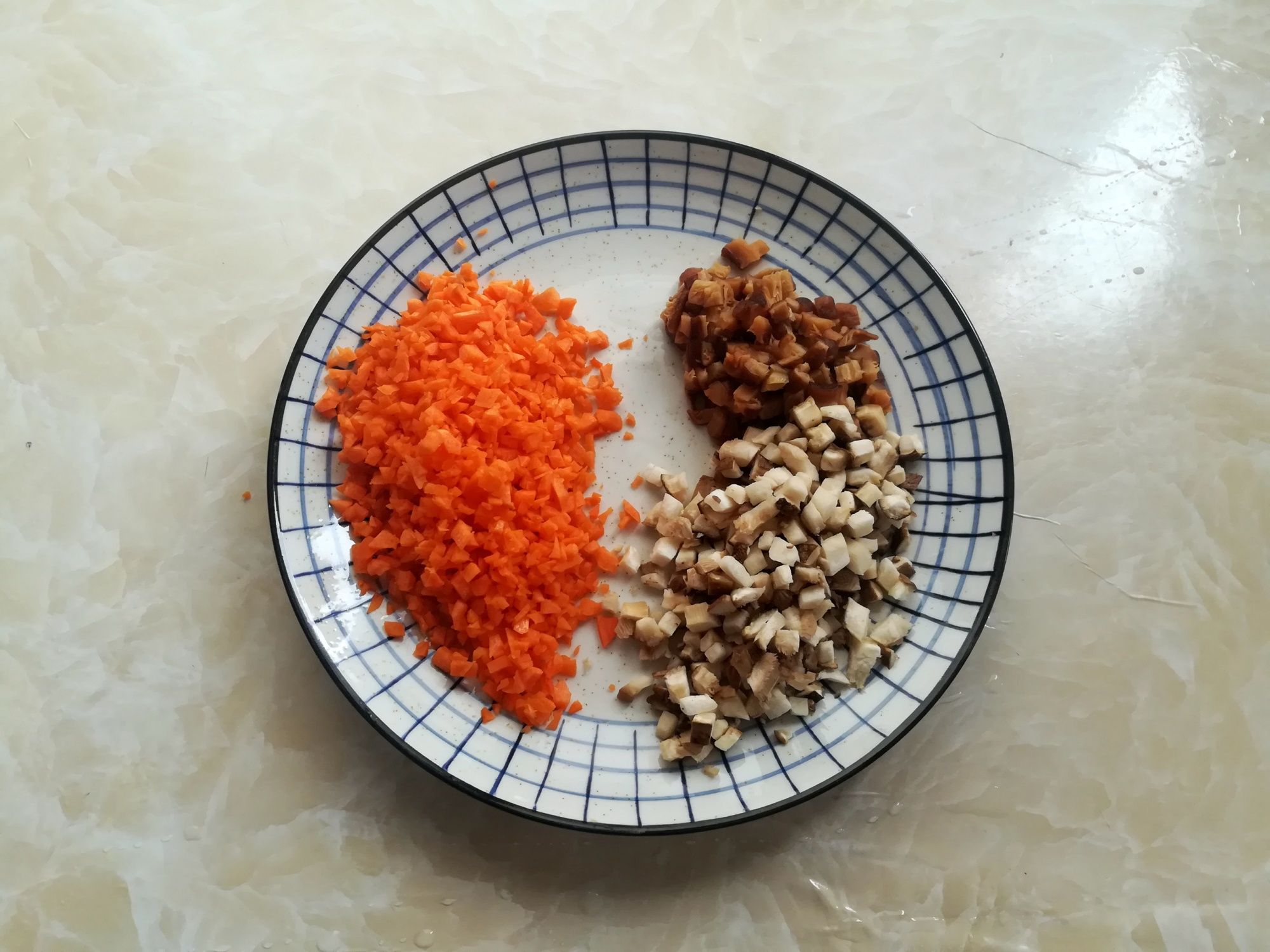 白菜和它是绝配，蒸10分钟出锅，营养好吃不上火，比大鱼大肉强