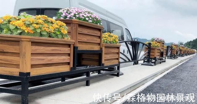 陕西|西安全运会选择仿木铝合金花箱怎么样?