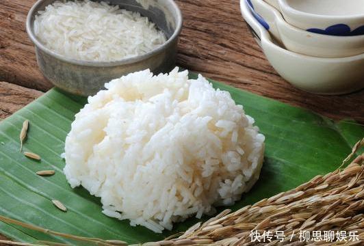 米饭|蒸米饭时,不能直接下锅,以前用错方法了,难怪米饭不香不软糯