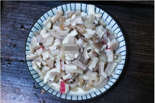 皮冻|这东西女人常吃,皮肤就像剥了壳的鸡蛋,又白又嫩又光滑!