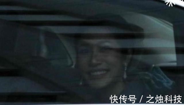 泰王$诗妮娜贵妃不会打扮,辜负太后黑珍珠耳环,传世珍宝秒变地摊货!