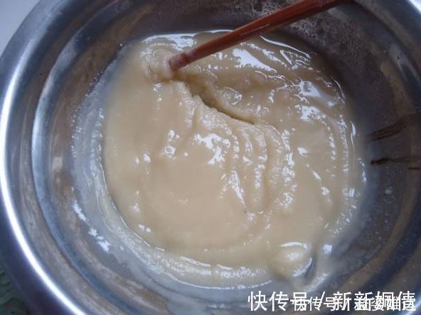 层次|烙饼发干发硬？别再只会开水烫面了，牢记这2点，烙饼柔软层次多